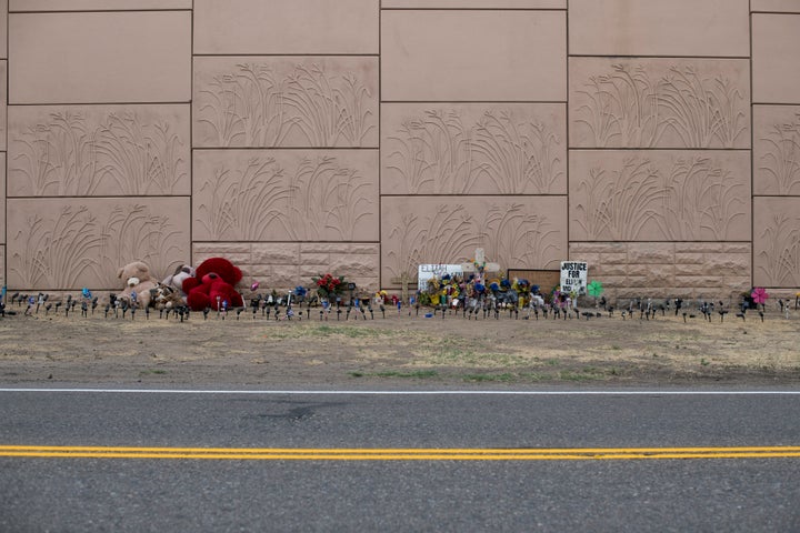 AURORA, UNITED STATES - AUGUST 19: The Elijah McClain memorial, near where he lived and was restrained with a carotid hold by police in Aurora, United States, seen on August 19, 2020. McClain was injected with ketamine, went into cardiac arrest on the way to a hospital and died a few days later. (Photo by Rachel Woolf for The Washington Post via Getty Images)