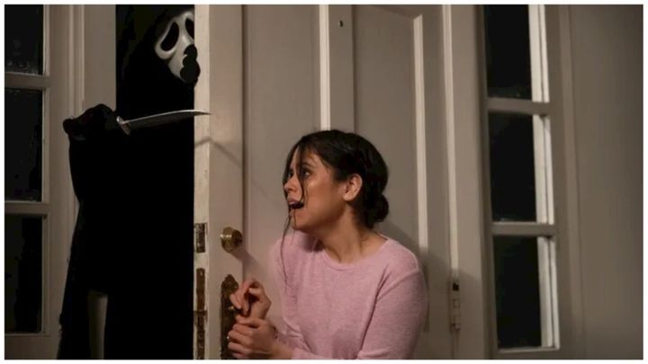 Ghostface and Jenna Ortega in Paramount Pictures and Spyglass Media Group's "Scream VI."