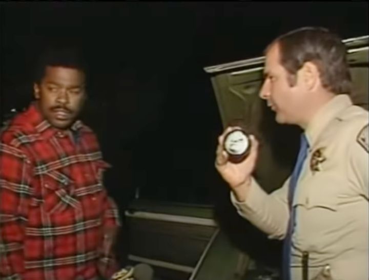 In this news segment that aired on Dec. 29, 1986, Craig Peyer shines a flashlight that police believe he used to strike Cara Knott in the face before he killed her two days earlier.
