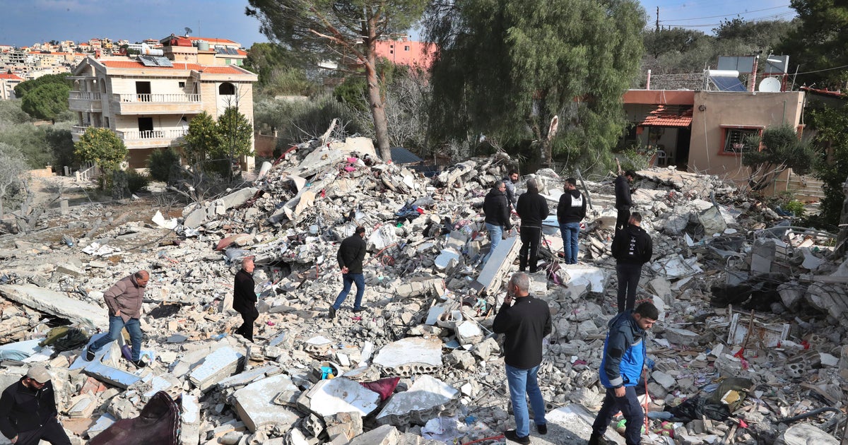 NextImg:Israel Launches Heavy Strikes Across Central And Southern Gaza