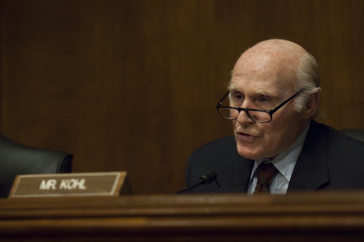 WASHINGTON, DC - FEBRUARY 04: Chairman Herb Kohl, D-Wis., during the Senate Judiciary Subcommittee on Antitrust, Competition Policy and Consumer Rights hearing on the merger of Comcast and NBC Universal. (Photo by Scott J. Ferrell/Congressional Quarterly/Getty Images)