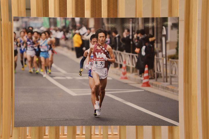 2012年の第88回大会1区で区間賞の快走を見せる早稲田大2年（当時）の大迫傑さん