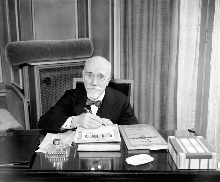 PARIS, FRANCE - 1928: Portrait of Greek prime minister Eleftherios Venizelos in his office, sitting at his desk, in 1928 in Paris, France. (Photo by Keystone-France\Gamma-Rapho via Getty Images)