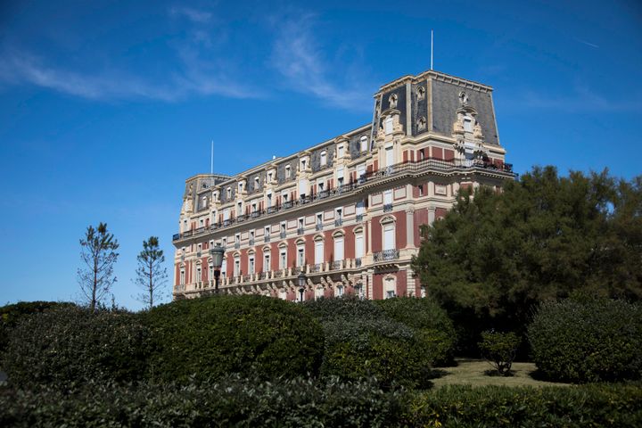 Biarritz (νοτιοδυτική Γαλλία): εξωτερική άποψη του Hotel du Palais όπου έλαβε χώρα το περιστατικό 