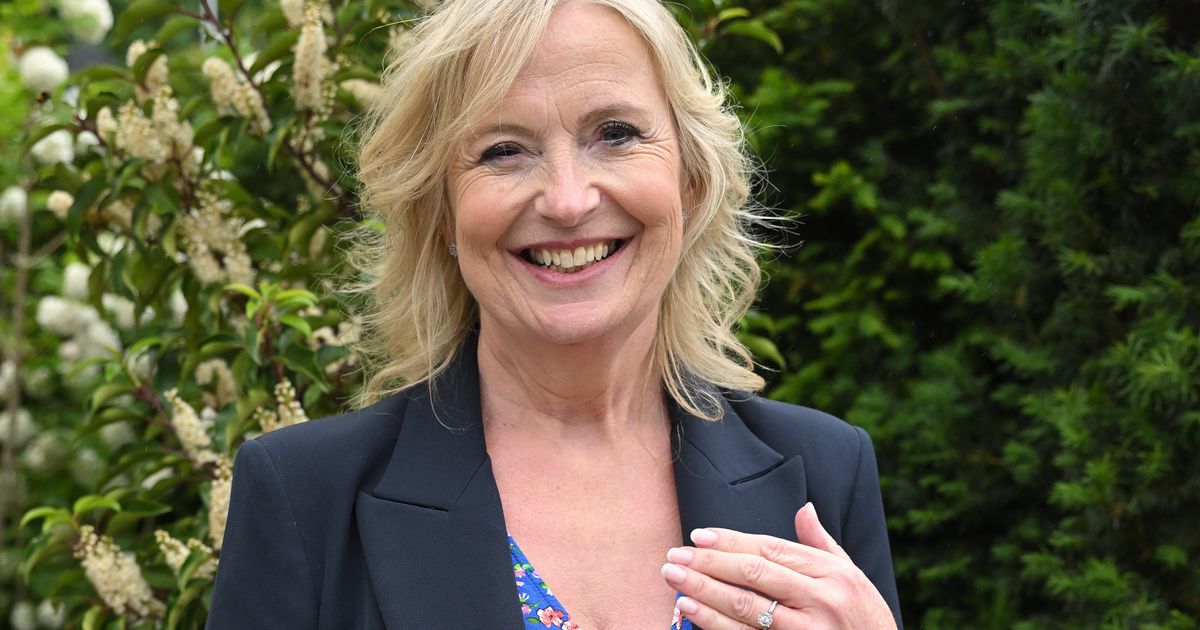 Carol Kirkwood de BBC Breakfast confirme qu’elle s’est mariée pendant la saison des fêtes