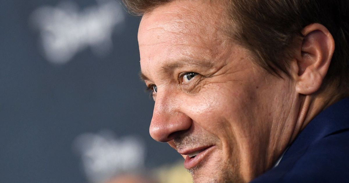 Jeremy Renner Surprises Reno Hospital 1 Year After Near-Fatal Snowplow Accident