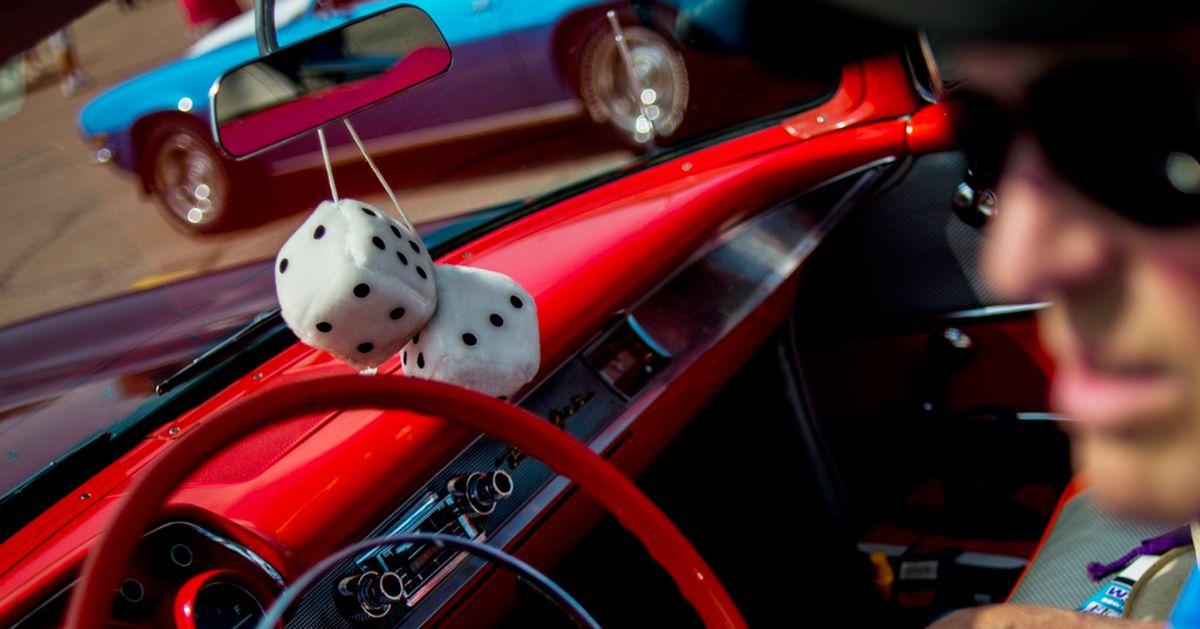 New Law Finally Makes Fuzzy Dice Free To Dangle In Illinois