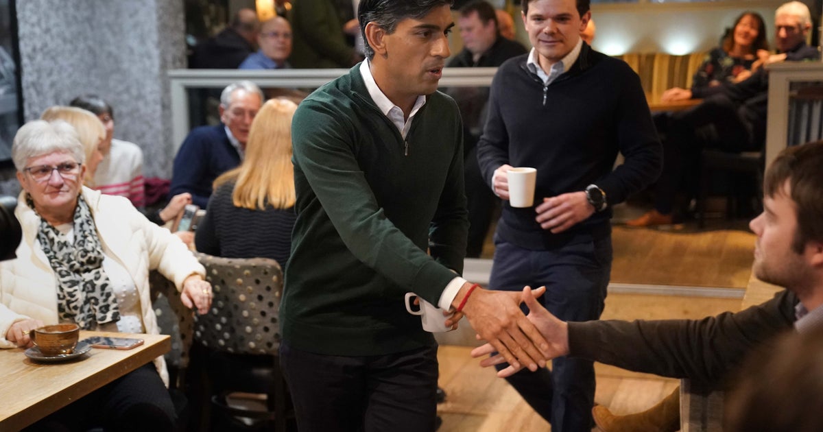 'Boo, Resign': Rishi Sunak Heckled As He Leaves Cafe In Greater Manchester - Vimarsana News