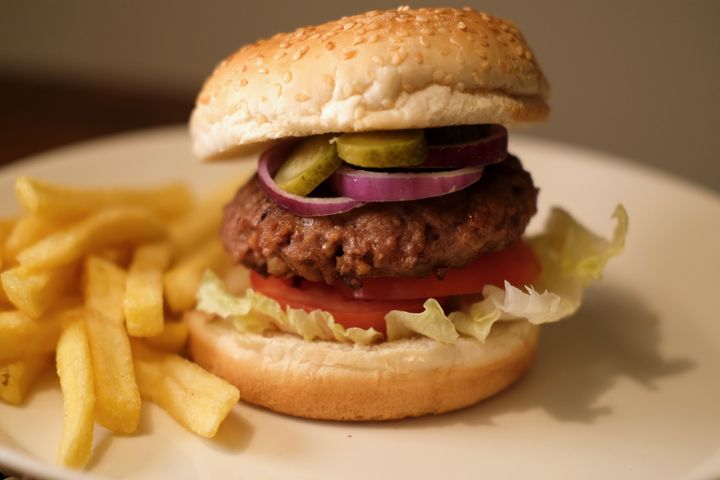 Plant-based burgers are often made with so many additives that they're not necessarily healthy.