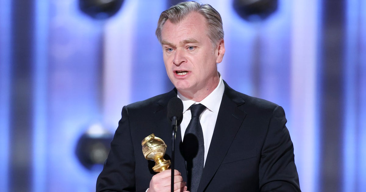 NextImg:Christopher Nolan Remembers Heath Ledger In Moving Golden Globes Speech