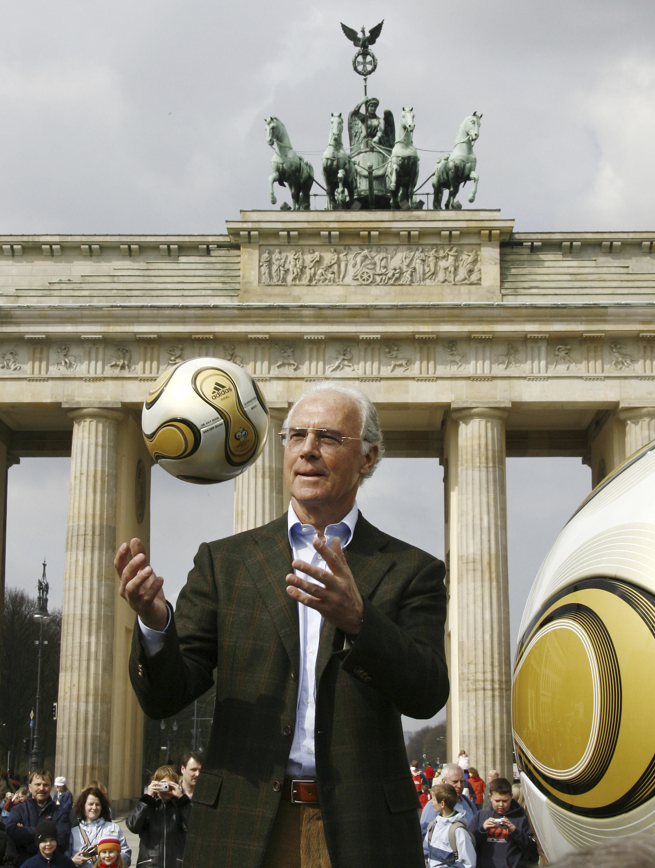 Franz Beckenbauer Renowned German Soccer Great Dies At 78 | HuffPost Sports