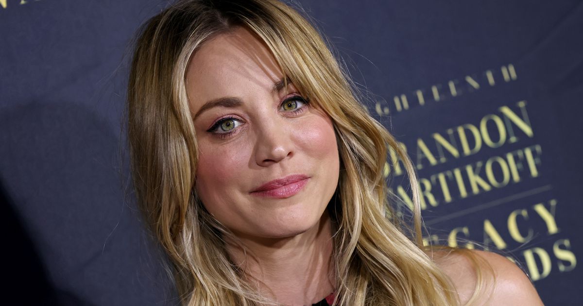 Kaley Cuoco’s Nightmare Flight With Her Infant Can Teach Us All A Thing Or Two