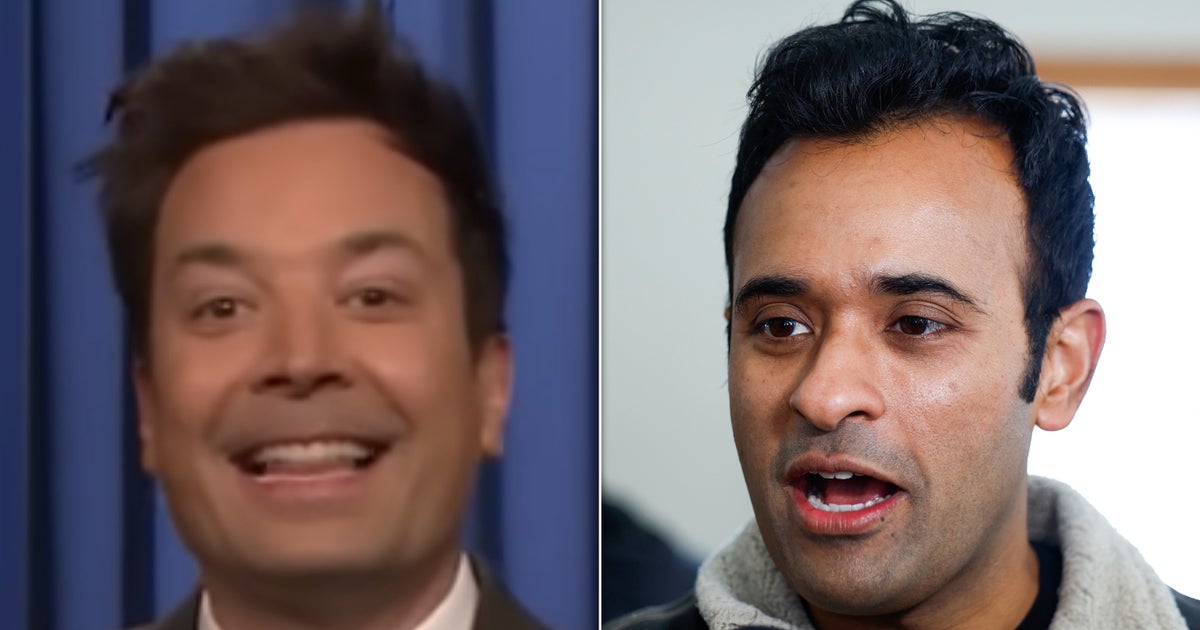 NextImg:Jimmy Fallon Spots Sign Vivek Ramaswamy's Campaign Is Truly 'Toast'