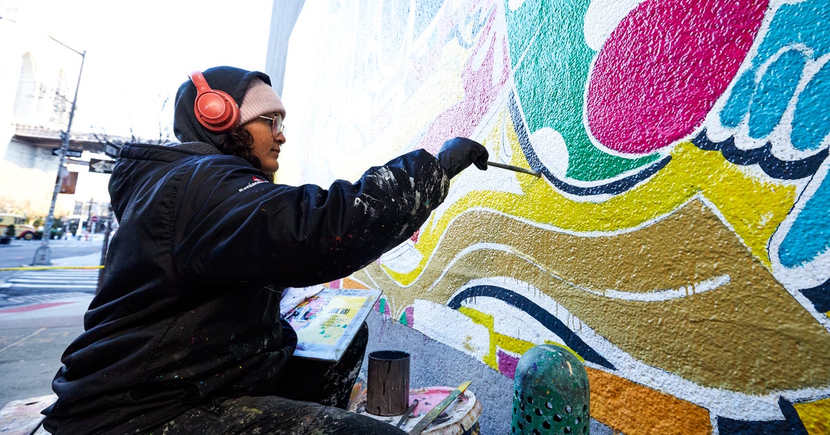 NextImg:These Painters Work Outside All Winter Long. Here's What They Wear To Stay Warm