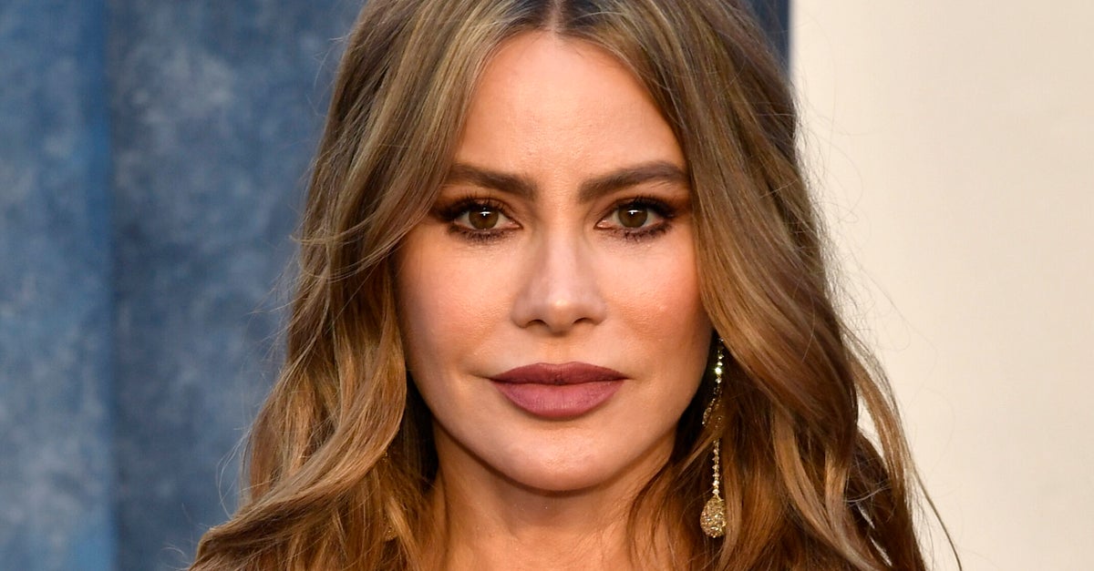NextImg:Sofía Vergara Claps Back After TV Host Mockingly Asks Her To Pronounce A Title