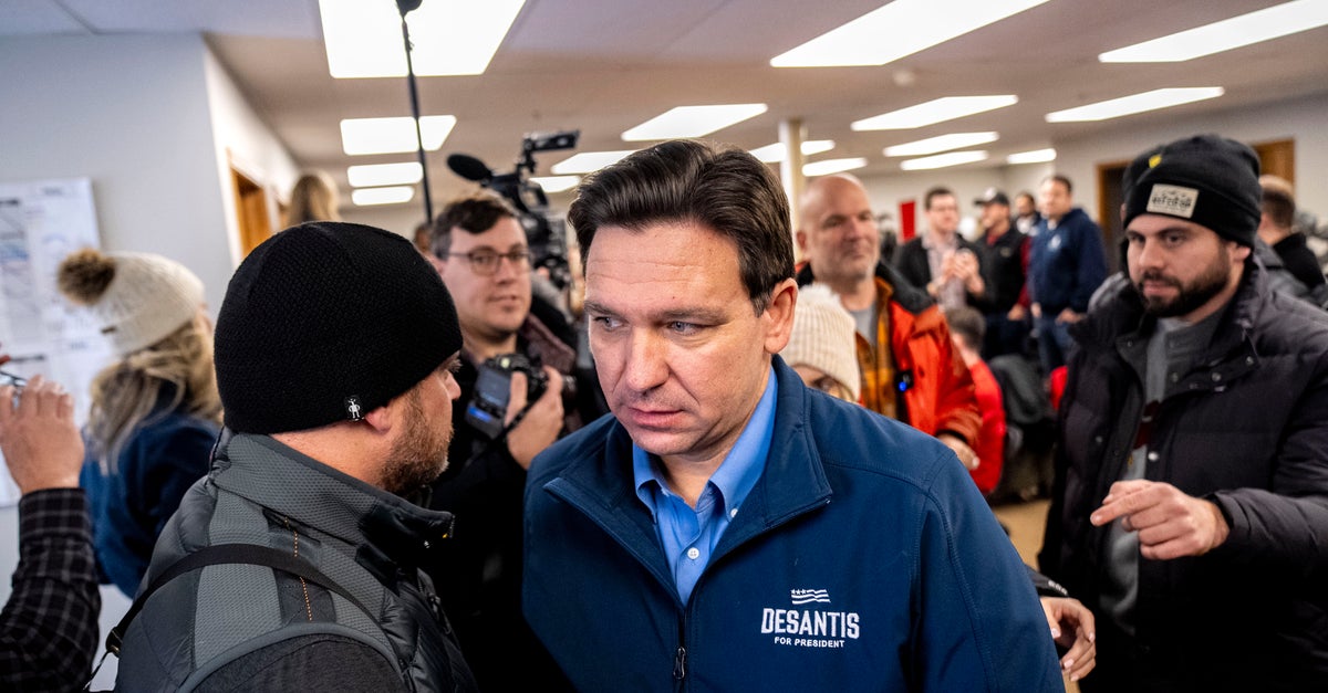 NextImg:Prankster Tries To Give Ron DeSantis Participation Trophy At Iowa Event