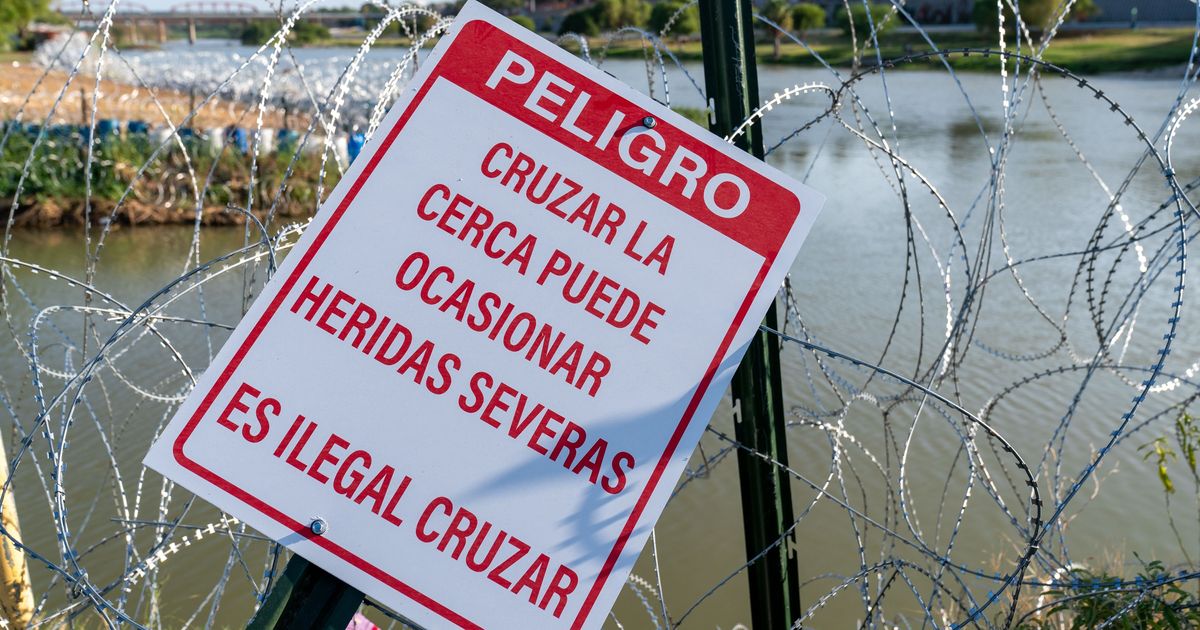 U.S. Accuses Texas Of Blocking Border Agents From Trying To Save Drowning Migrants