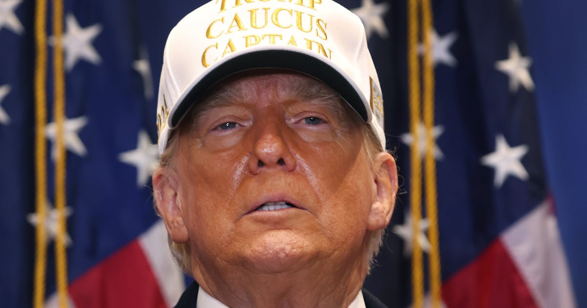 Trump Promises Voters Vengeance In His Final Pitch Before Iowa Caucus