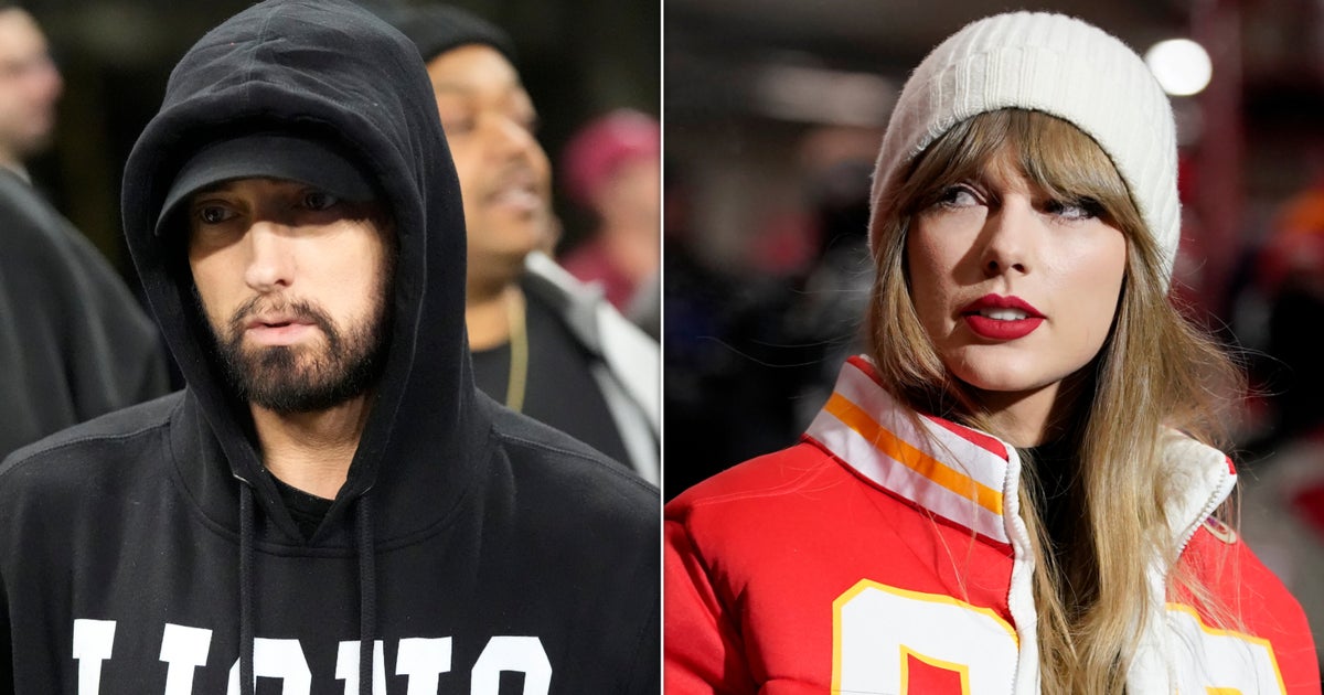 NextImg:Taylor Swift Fans Think Eminem's Warm Reception At An NFL Game Reeks Of Hypocrisy
