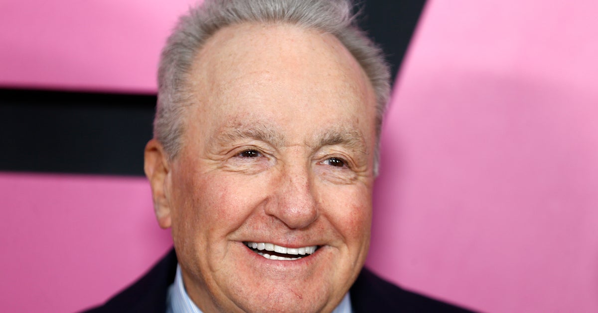 Lorne Michaels Says Tina Fey Could ‘Easily’ Succeed Him At ‘SNL’