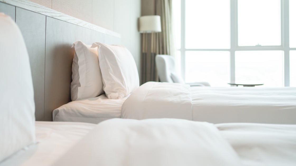 Bedbugs In Hotel Rooms: Do A 30-Second Check