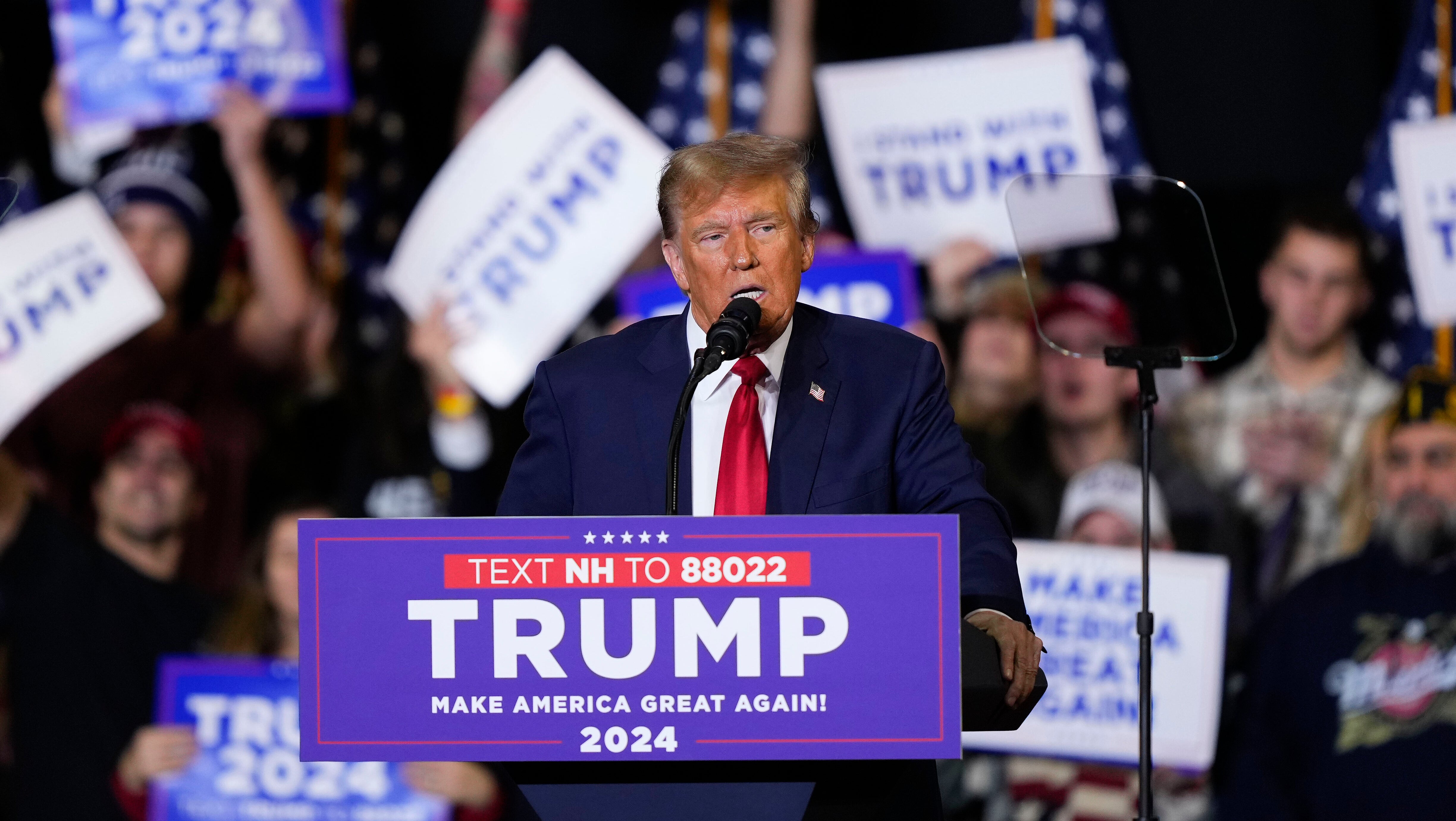 Donald Trump at a campaign rally in New Hampshire