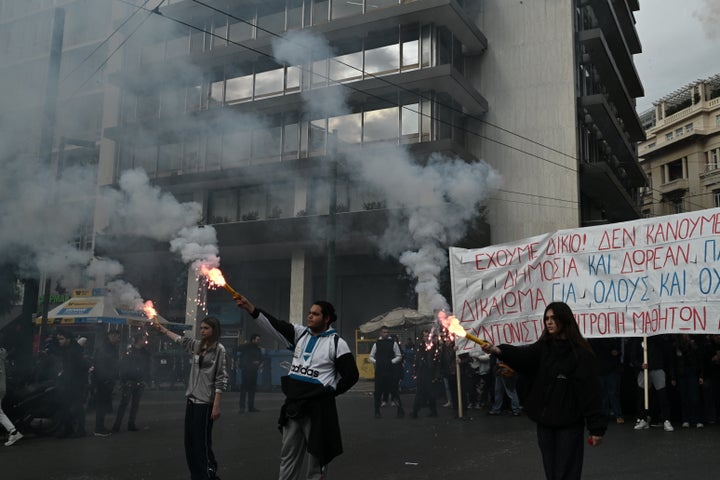 Πανεκπαιδευτικό συλλαλητήριο στην Αθήνα ενάντια στο νομοσχέδιο της κυβέρνησης για την ίδρυση ιδιωτικών πανεπιστημίων, Πέμπτη 25 Ιανουαρίου 2024. (ΤΑΤΙΑΝΑ ΜΠΟΛΑΡΗ/EUROKINISSI)