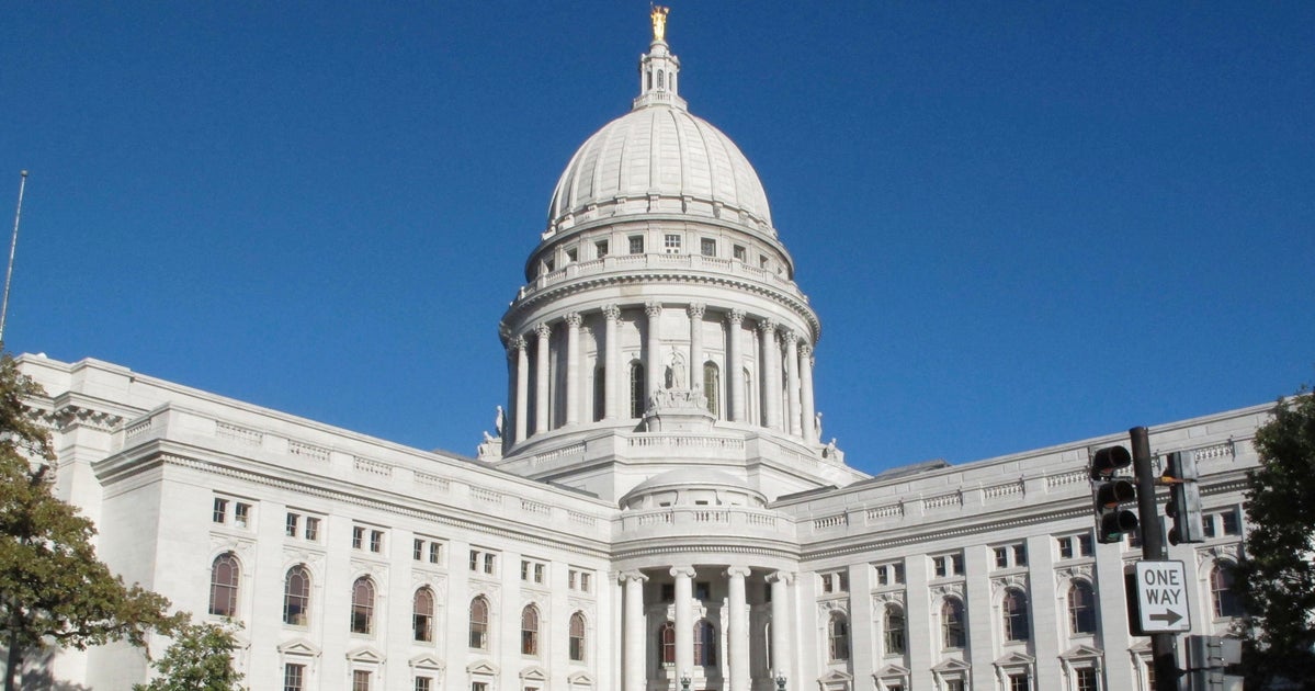 NextImg:'Women = Animals?': GOP State Rep Ripped Over 'Despicable' Veterinarian-Abortion Take