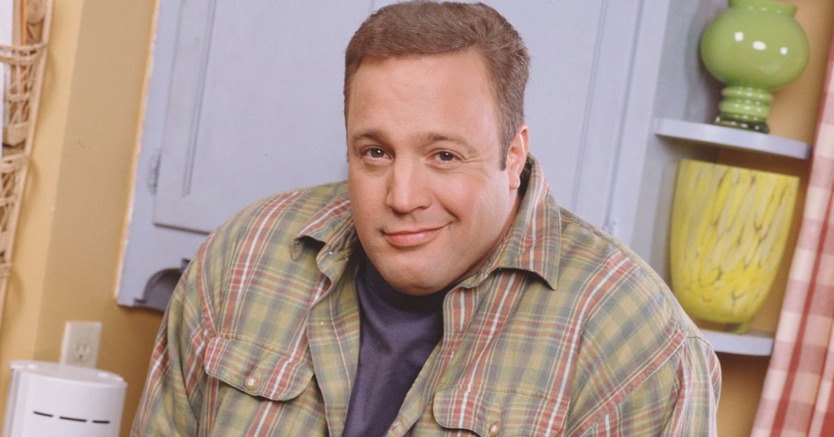 Kevin James Spills On The Photo Shoot For That Viral 'King Of Queens' Meme