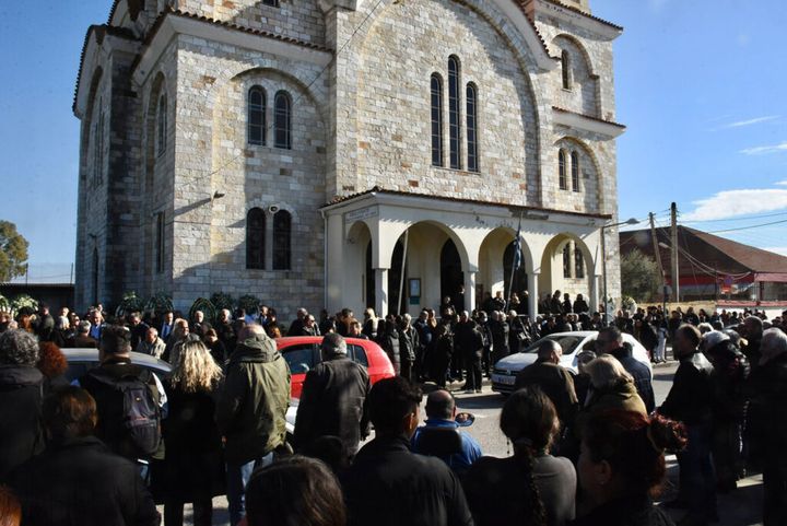 Μεσολόγγι: Σε κλίμα οδύνης η κηδεία του Μπάμπη Κούτσικου