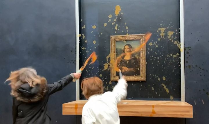 Two environmental activists hurl soup at Leonardo Da Vinci's 