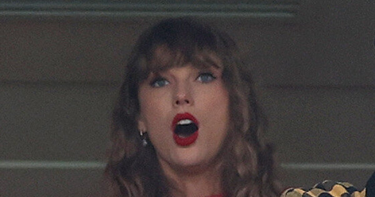 Taylor Swift Drops Blunt 3-Word Message For CBS Cameras At Chiefs-Ravens Game