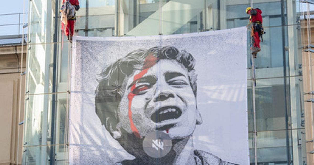 The Powerful Street Art Campaign Spotlighting Israel’s War On Gaza