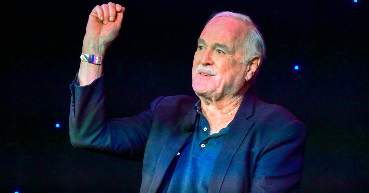 John Cleese Announces Fawlty Towers Play Is Coming To The West End - Vimarsana News
