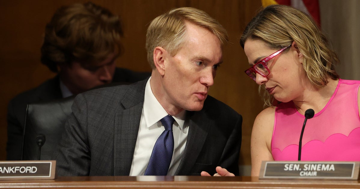 Senate Negotiators Unveil Bipartisan Border Bill