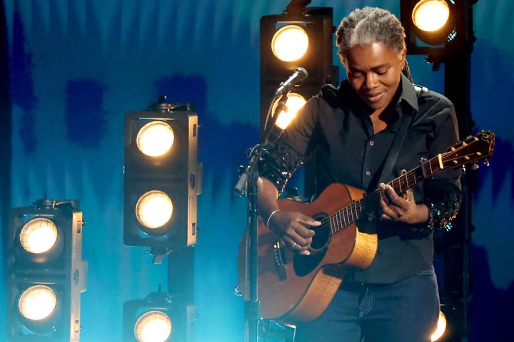 Tracy Chapman truly brought down the house during the 66th Grammy Awards on Feb. 4, 2024.