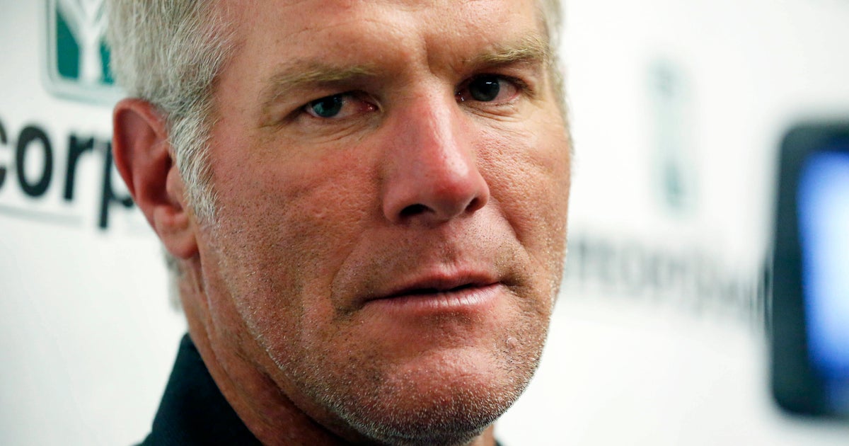 Auditor Demads Brett Favre Finish Repaying Mississippi For Misspent Welfare Money