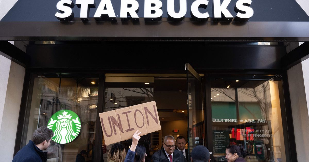 21 magasins Starbucks prévoient de former des syndicats en une journée
