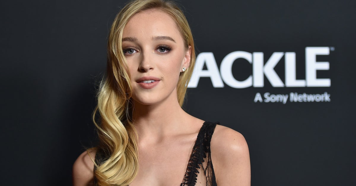People Are Just Realising Who Phoebe Dynevor's Mum Is | HuffPost UK Entertainment - Vimarsana News