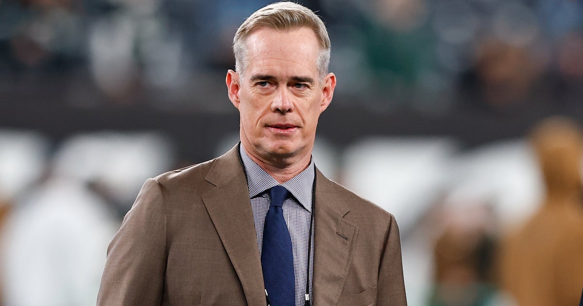 NextImg:Joe Buck Says There Will Be A Vegas-Related 'Mess' Of A Super Bowl Story