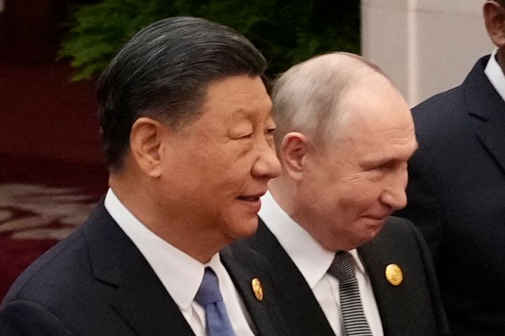 China's President Xi Jinping (L) and Russia's President Vladimir Putin when they met in 2023.