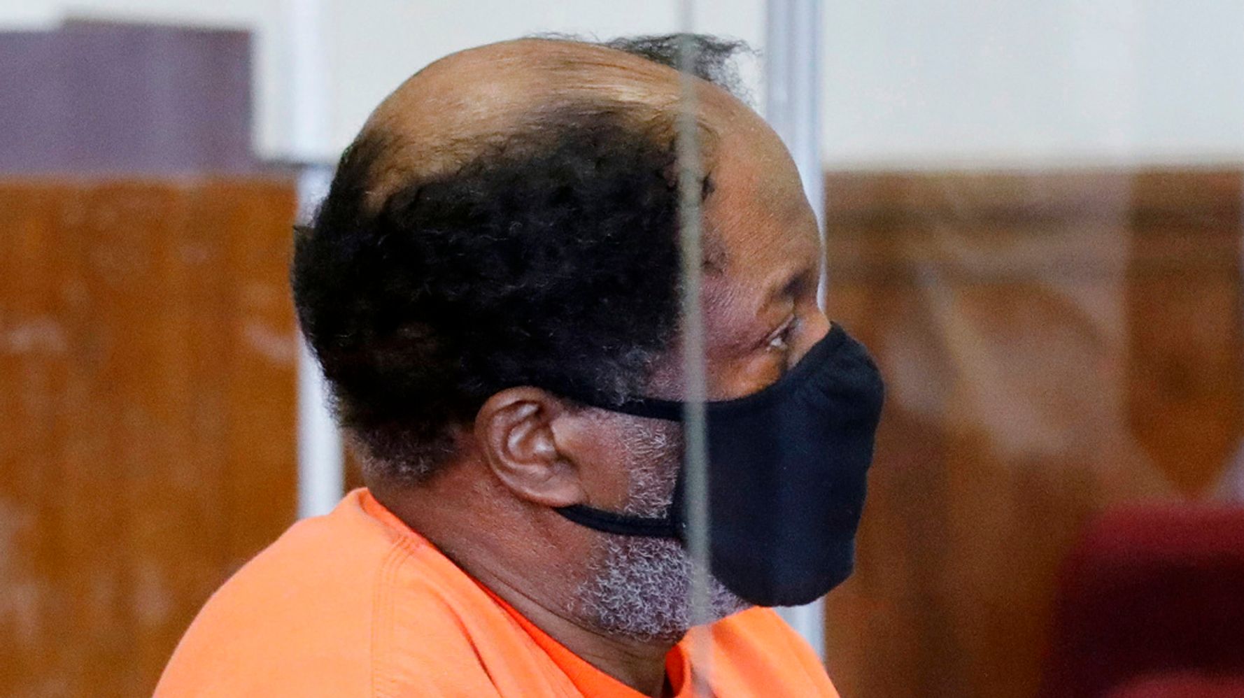 Former Olympian Pleads Guilty To Molesting Boys In 1970s | HuffPost Latest  News