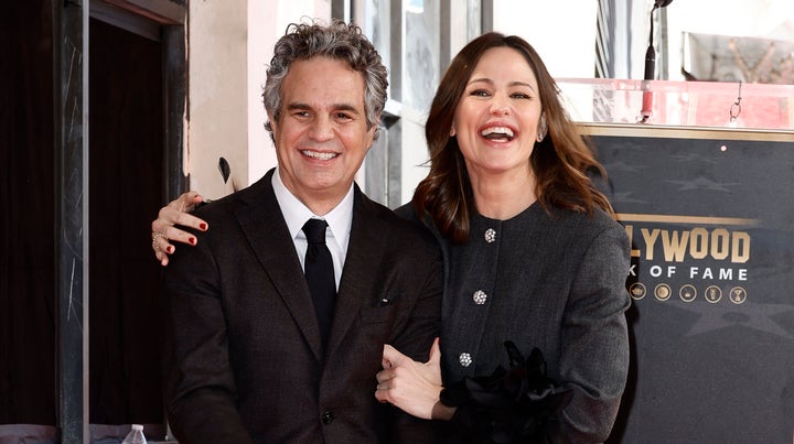 Jennifer Garner made a surprise appearance at 13 Going on 30 co-star Mark Ruffalo's Hollywood Walk of Fame ceremony.