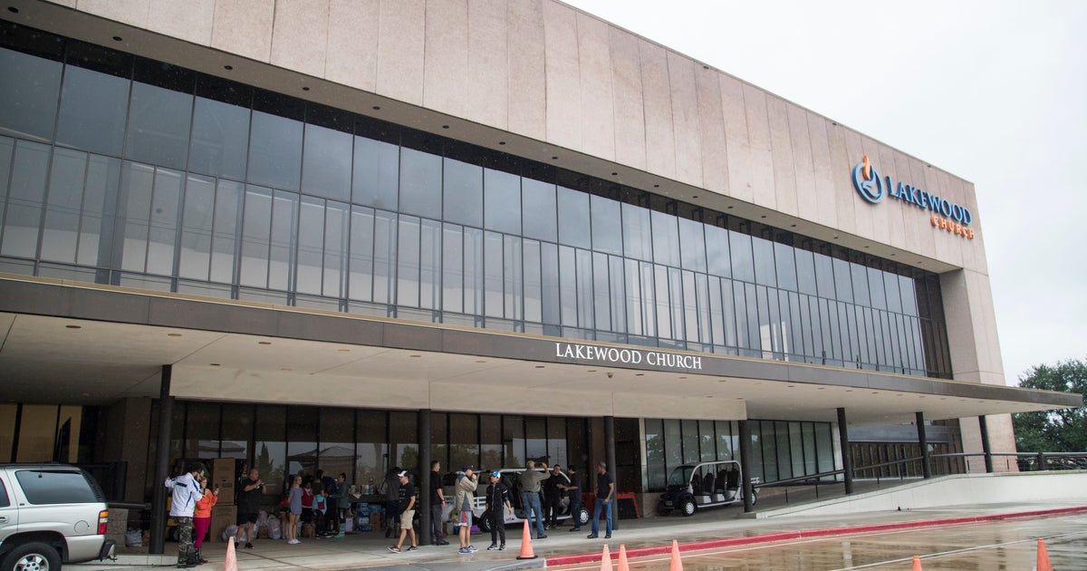 Sheriff Says Suspect "Is Down" After Shooting At Celebrity Pastor Joel Osteen's Texas Megachurch