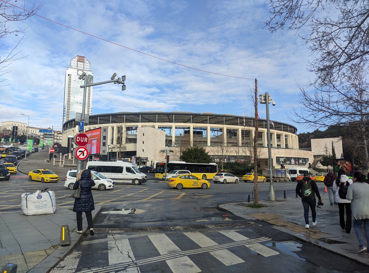 To σύγχρονο Vodafone park, γήπεδο της Μπεσίκτας στην ομώνυμη περιοχή της Κωνσταντινούπολης, που άνοιξε τις πύλες του το 2016.