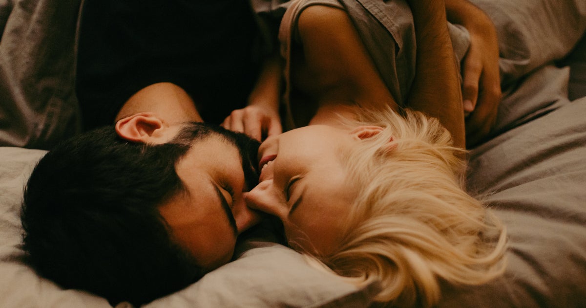 We're Sex Therapists. Here Are 7 Things We'd Never Do In The Bedroom.