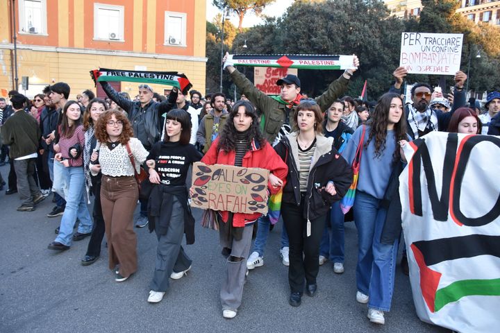イスラエルによるガザへの攻撃に抗議するデモ（イタリア・ローマ、2024年2月17日）