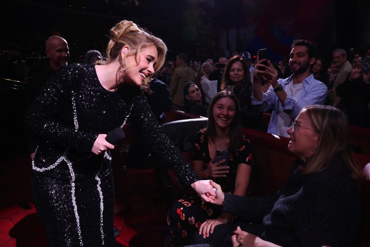 Adele chatting to fans in Las Vegas