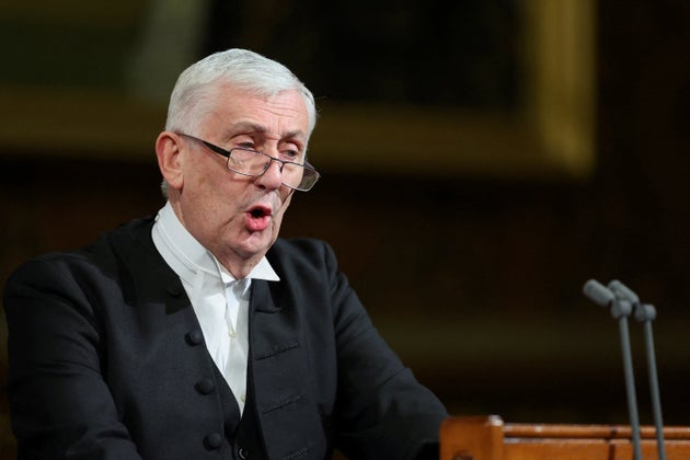  Lindsay Hoyle addresses MPs in the Royal Gallery during a visit of South Korea's President Yoon Suk Yeol to the Palace of Westminster in central London on November 21, 2023, on the first day of a three-day state visit to the UK. South Korean President Yoon Suk Yeol and First Lady Kim Keon Hee began a three-day trip to the UK on Tuesday, with King Charles III's hosting his first state visitors since his coronation. (Photo by HANNAH MCKAY / POOL / AFP) (Photo by HANNAH MCKAY/POOL/AFP via Getty Images)