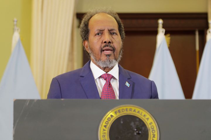 Ο πρόεδρος της Σομαλίας Hassan Sheikh Mohamud απευθύνεται σε μέλη του κοινοβουλίου στο Μογκαντίσου, Σομαλία, Τετάρτη 21 Φεβρουαρίου 2024.